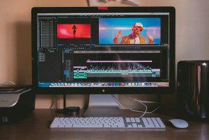 découvrez nos services de montage vidéo professionnels pour sublimer vos créations et captiver votre audience.
