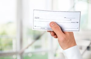 Comment encaisser un cheque CESU en 2024