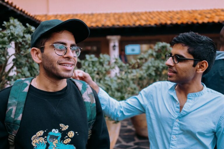 découvrez nos services de soutien éducatif adaptés pour accompagner les élèves dans leur apprentissage, renforcer leurs compétences et les aider à atteindre leurs objectifs académiques.