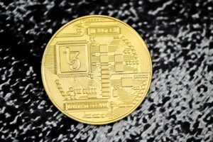 découvrez le salaire des consultants en blockchain : analyse des tendances du marché, facteurs influençant les rémunérations et perspectives d'évolution dans ce secteur en pleine expansion.