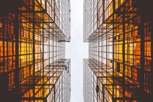 découvrez un avenir urbain innovant, où la technologie et la durabilité se rencontrent pour transformer nos villes en espaces intelligents, écologiques et connectés. plongez dans les tendances et solutions qui façonnent notre futur urbain.