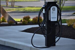 découvrez notre chargeur magnétique innovant, conçu pour offrir une recharge rapide et sans effort de vos appareils. profitez de la commodité et de la sécurité d'une connexion magnétique fiable, idéale pour un usage quotidien.