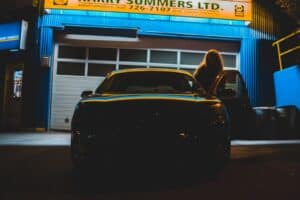 découvrez notre service de courtier automobile : facilitez l'achat ou la vente de votre véhicule avec des experts dédiés, des conseils personnalisés et des offres compétitives. obtenez le meilleur prix pour votre voiture tout en bénéficiant d'un accompagnement professionnel.