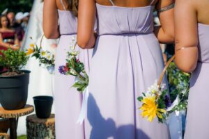 découvrez notre collection de robes de mariée bohème, alliant élégance et liberté. offrez-vous un look romantique et unique pour votre grand jour avec nos créations légères et raffinées, parfaites pour une célébration en plein air ou un mariage original.