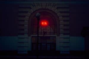 découvrez notre guide complet sur les heures, incluant les différents formats horaires, les fuseaux horaires, et des conseils pour bien gérer votre temps.