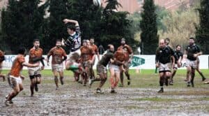 découvrez la durée d'un match de rugby, un élément essentiel pour comprendre le déroulement de ce sport dynamique. apprenez les règles concernant le temps de jeu, les pauses et les prolongations qui rythment chaque rencontre.