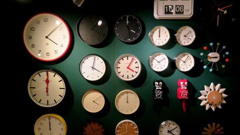 découvrez nos conseils pratiques en gestion du temps pour optimiser votre productivité et réduire votre stress. apprenez à mieux organiser votre emploi du temps et à atteindre vos objectifs plus efficacement.