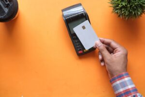 découvrez tout ce qu’il faut savoir sur le paiement : méthodes, sécurité, conseils et solutions pour des transactions faciles et rapides en ligne ou en magasin.