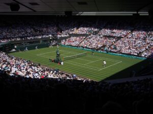 découvrez tout sur le tennis : actualités, conseils pour améliorer votre jeu, équipements et histoires des plus grands champions. idéal pour passionnés et débutants.