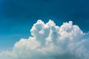découvrez les solutions de stockage en cloud sécurisées et flexibles pour sauvegarder, accéder et partager vos données facilement depuis n'importe où.